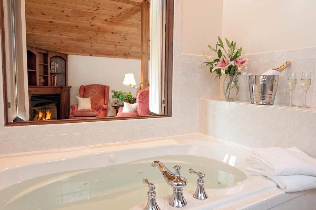 Stonecroft Country Inn Ледьярд-Центр Номер фото
